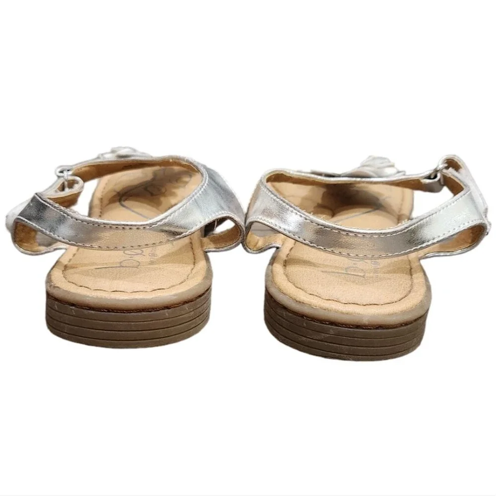 B.O.C. Born Girls' Hollie White Flower Leather T Strap Thong Sandal Size 4